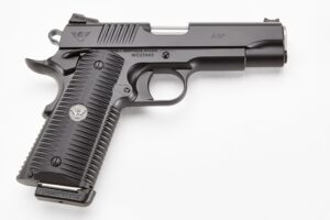 Wilson Combat ACP .45 ACP 4.25 inch pistol Black Armor-Tuff finish