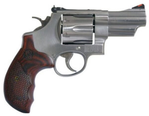 Smith & Wesson Model 629 Deluxe .44 Magnum 3-inch satin stainless revolver with wood grips