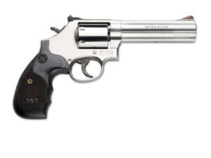 Smith & Wesson 686 Plus 5-inch stainless revolver, 7-round, black/silver custom wood grip