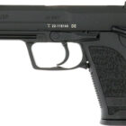Heckler & Koch USP40 V1 .40 S&W 4.25 in black with two magazines